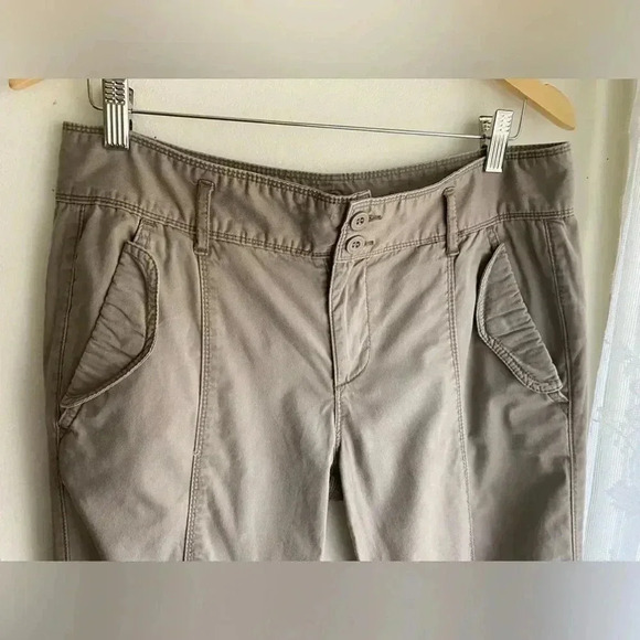 Calvin Klein Pants Women’s Size 8 Light Brown Button Flap Pockets Tapered Leg - Picture 2 of 8